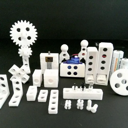 Presentation image of the printable 3D model: ProtoMan: An articulated, modular robot with Proto-Block! 💥
