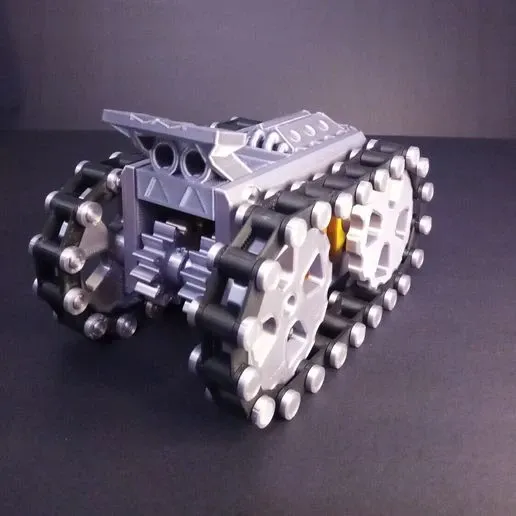 Image de présentation du modèle 3D imprimmable: Char mécanique avec mécanisme à remonter! (WUM-3)